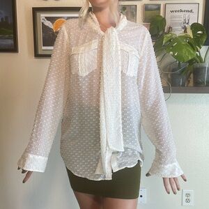 Banana Republic Fun Textured, Business Professional Women's White Sheer Blouse